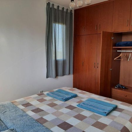 Private Room In Shared Apartment Near Larnaca Airport - 24 Hour Shuttle Service 外观 照片